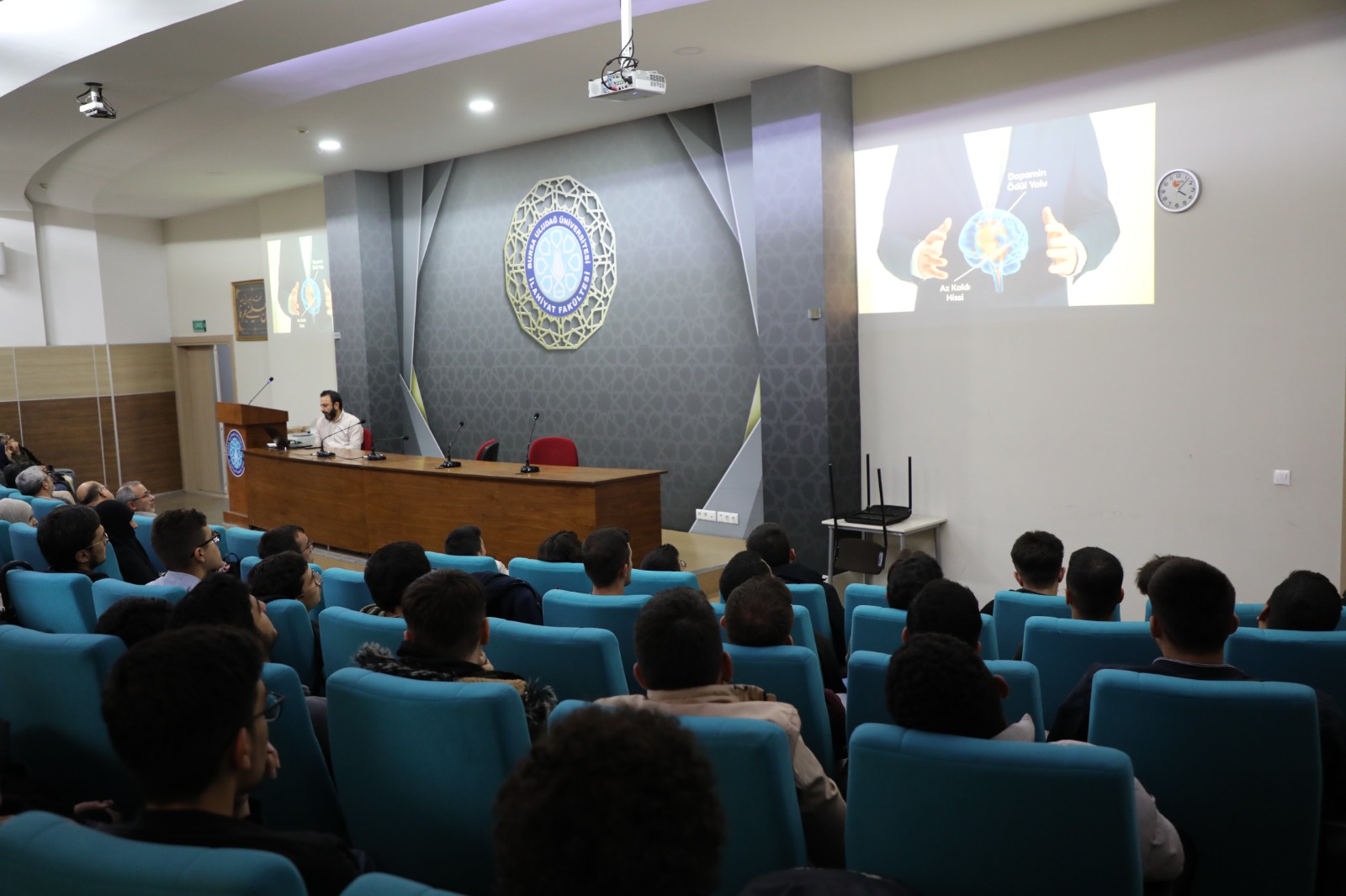 Hazırlık Sınıfı Öğrencilerimize Yönelik Oryantasyon Programı Düzenlendi
